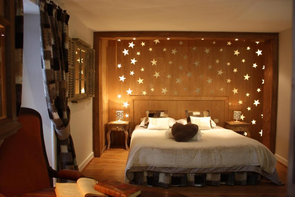 Logis Hotel Restaurant L'Auberge Du Chateau Muret-le-Château Esterno foto