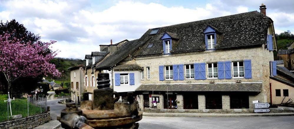 Logis Hotel Restaurant L'Auberge Du Chateau Muret-le-Château Esterno foto